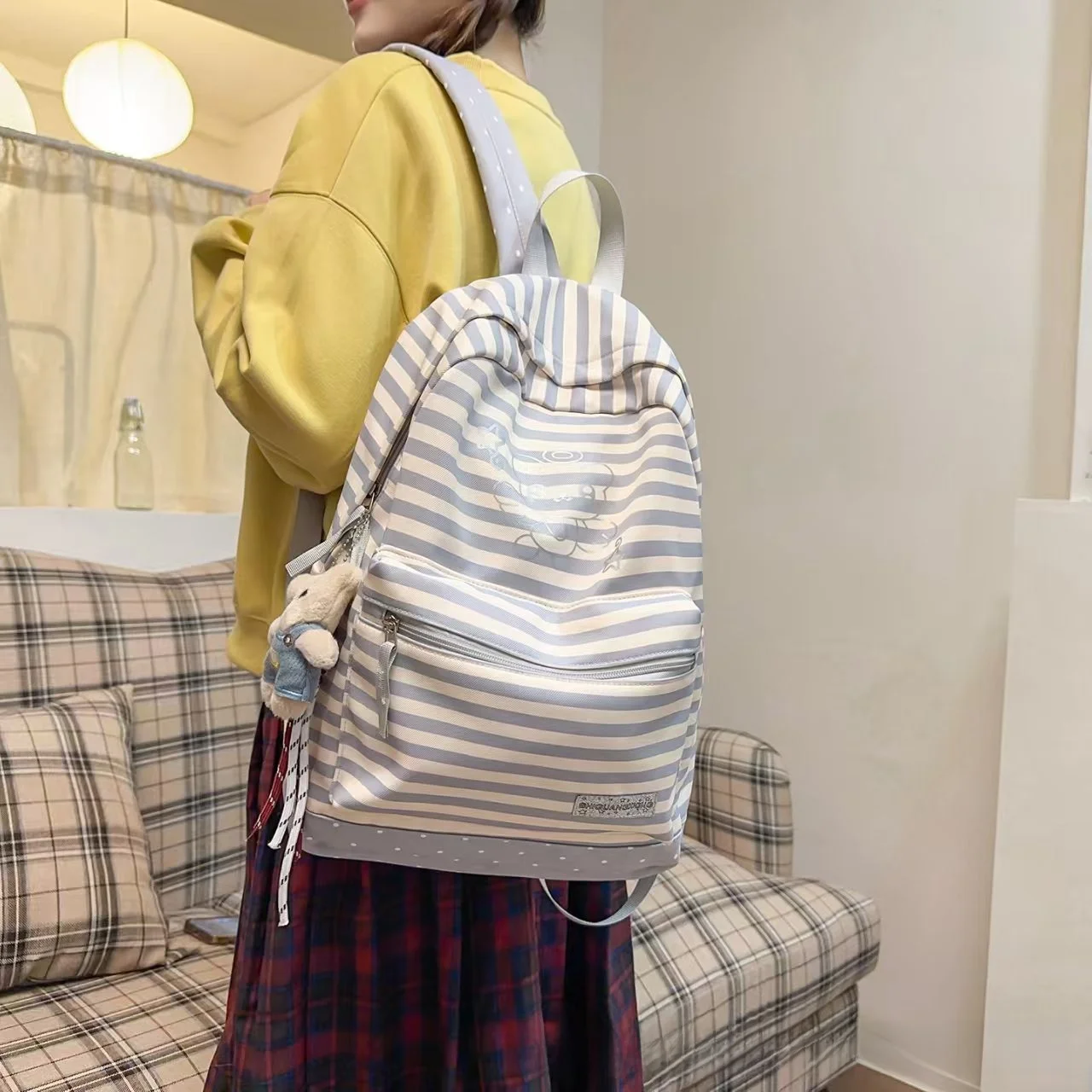 Neuer modischer Rucksack mit Streifenmuster, Unisex – Bild 2