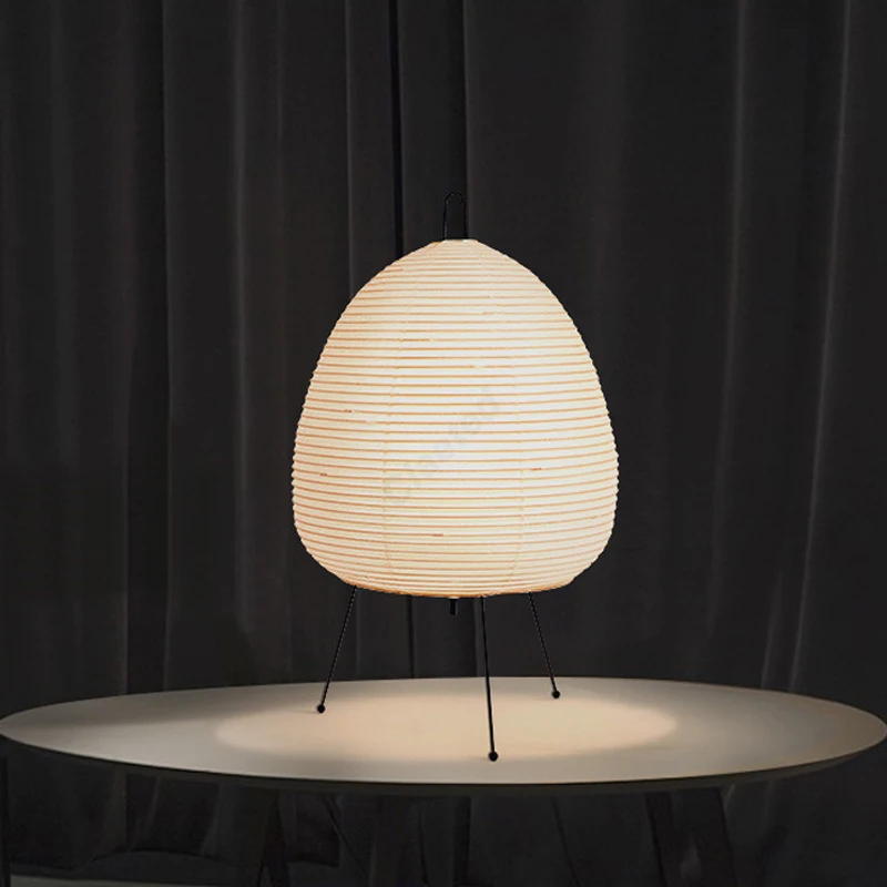 Japanische Design-Papiertischlampe Dreibein – Bild 4