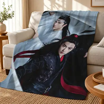 Die „Untamed Throw“-Decke aus 240 g Flanell, geeignet für Sofas, Betten und Büros, eine exquisite