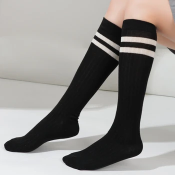 Frauen Gestreifte Baumwolle Lange Socken Japanische JK Schwarz Weiß Kniehohe Strümpfe Lange Röhre Bein
