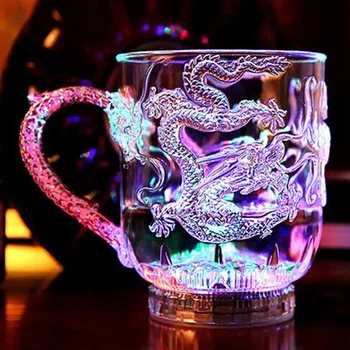 LED-Blitz, magischer Farbwechsel, Drachenbecher, wasseraktiviert, leuchtend, Bier, Kaffee, Milch, Tee, Wein