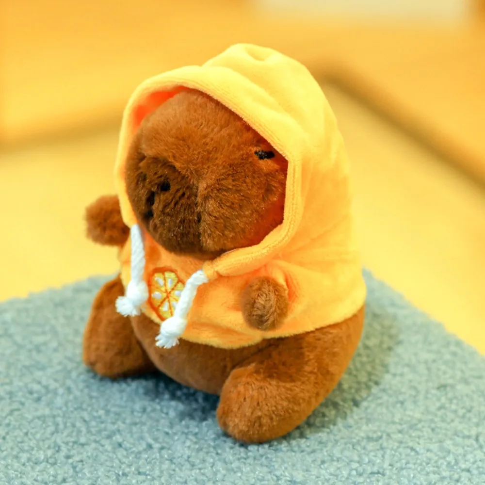 Niedlicher Capybara-Plüschtier-Kapuzenpullover mit Flügeln – Bild 4