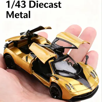 (Einzelverpackt) 1/43 Maßstab Goldener Pullback-Rennwagen, Druckgussmetall, Drei Türen, die sich öffnen