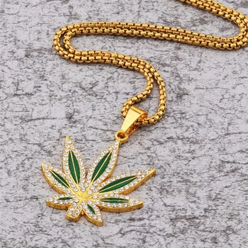 Personalisierte Punk-Hip-Hop-Schmuck-Halskette mit Ahornblatt-Anhänger aus Öl mit eingelegtem Diamantlegierung