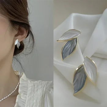 LATS Neue Koreanische Ankunft Metall Trendy Frische Schöne Süße Graue Blatt Stud Ohrringe für Frauen 2024 Mode