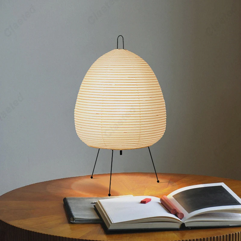 Japanische Design-Papiertischlampe Dreibein – Bild 3