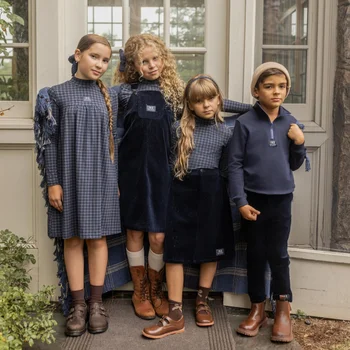 AP AW26 Marineblaue Corduroy-Kollektion Kinder Jungen Mädchen Mode Geometrisch Bedrucktes Hemd