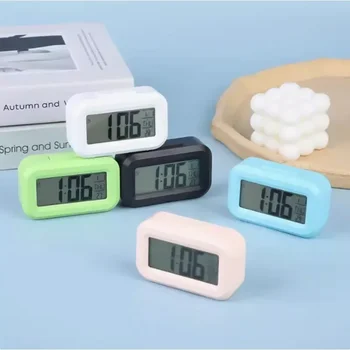 Moderner digitaler LED-Wecker mit Kalender- und Temperaturanzeige, intelligente Schreibtischuhr