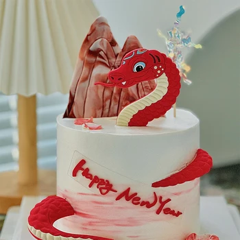 Frohes neues Jahr der Schlange, rote Schlange, Kuchendekoration, Sternzeichen, Schlangenkuchen