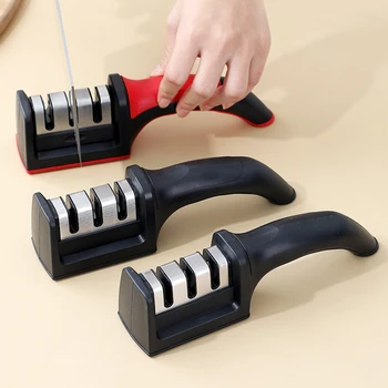 Messerschärfer Handheld Multifunktions-3 Stufen Typ Schnellschärfwerkzeug mit rutschfester Basis Küchenmesser