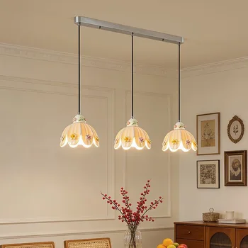 Französische Keramiklampe im Creme-Stil, Französische Landhaus-Blumenlampe für Eingangsbereich, Flur