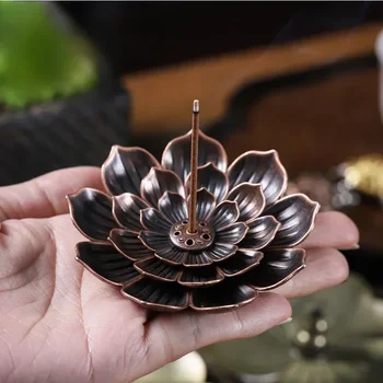 Räucherstäbchenhalter für Räuchergefäß aus Legierung, kreativer 3-stufiger Lotus-Räucherstäbchenhalter