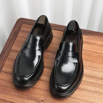 Lederschuhe Mann, Anzugfuß, formelle Ehe, gehobene, handgefertigt, runder Kopf, Erhöhung, Arbeitskleidung