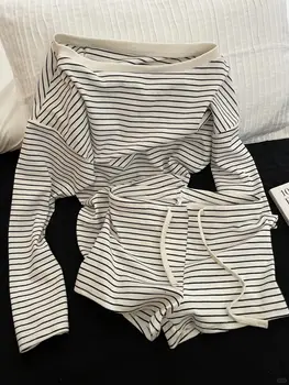 2025, langärmliges Pyjama im koreanischen Stil mit schwarz-weißen Streifen und schulterfreien Shorts