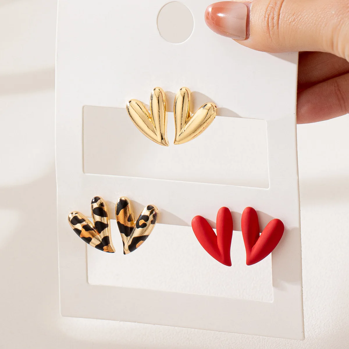 3 Paar elegante Design-Ohrring-Sets mit Leoparden- und – Bild 4