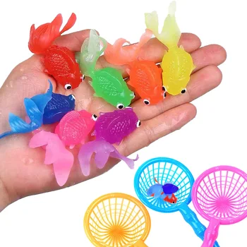 Kinder 10 Teile/satz Kawaii Simulation Gummi Goldfisch Baby Bad Wasser Spielen Spiele Spielzeug für Kinder