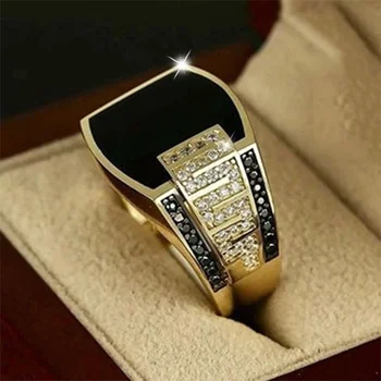 Klassischer Herrenring, modisches Metall, goldfarben, eingelegter schwarzer Stein, Zirkon, Punk-Ringe