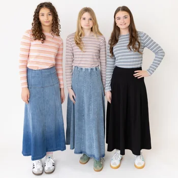 AP SS26 Plissierter Jeansrock aus gewaschenem Denim für Teenager-Mädchen und Frauen, modische