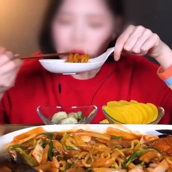 Koreanische Handheld Gericht Mode Weiß Mit Griff Große Löffel Tablett Pommes Frites Gebratenes Huhn Snack