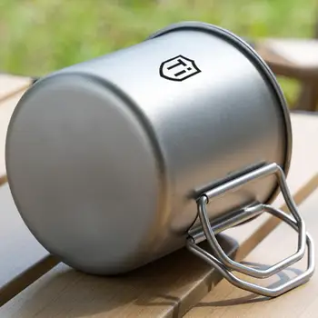 Ultraleichter Titan-beschichteter Becher Wasserbecher mit Klappgriff für Outdoor Camping Picknick Tragbarer