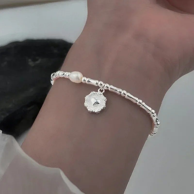 Armband aus 925er-Sterlingsilber, teilweise Perlen, Knoten – Bild 4