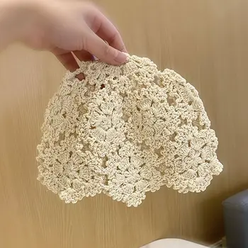 Atmungsaktive ausgehöhlte Strickmütze, Blumen, Spitze, Baskenmütze, modisch, lässig, Skullies-Mütze für Damen