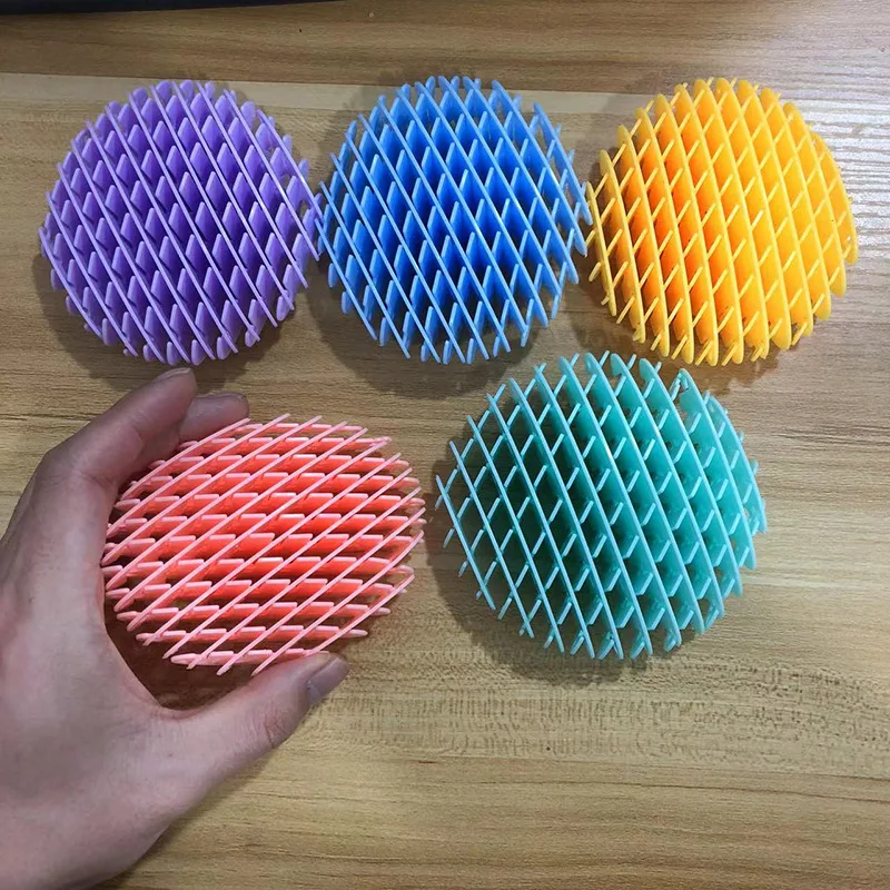 Skalierbares 3D-verformtes Wurm-elastisches Netz Tiktok Neues – Bild 5