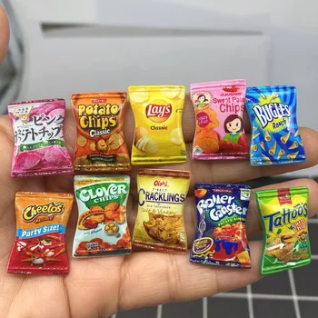 1/6 Skala Puppenhaus Miniatur Harz Chips Modell Mini Snack für Blyth BJD OB11 Puppe Haus Dekor (10 Stück)