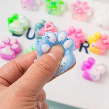 10er-Pack Mini Süße Katzenpfoten Plüsch-Quetschfiguren Bunt für Halloween & Weihnachtsfeiern als Druckminderer