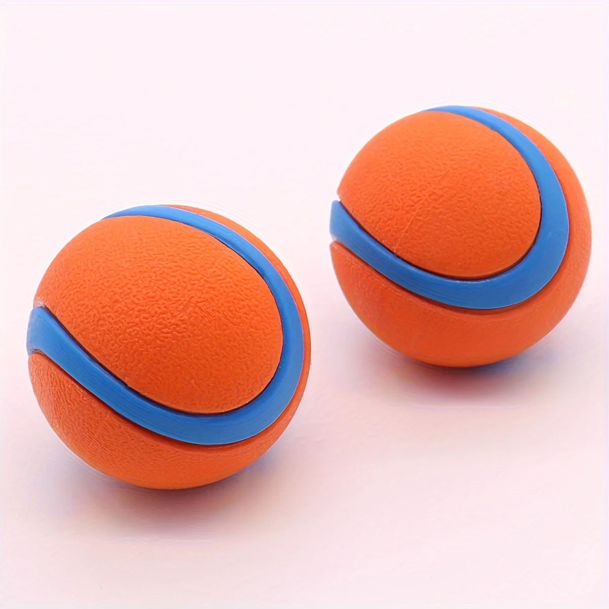 Robuster Kauball für Hunde aus Silikon – interaktives – Bild 2