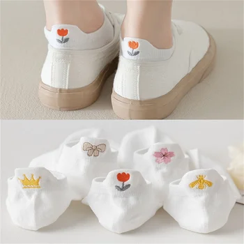 Dreamlikelin 5 Paare/los Gestickte Atmungsaktive Mesh Weiße Socken Weibliche Nette Krone Liebe Biene Sakura