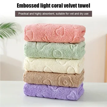 Set Weiche Saugfähige Coral-Fleece Schnelltrocknende Badezimmerhandtücher Niedliches Spaßiges Design (5 Stück)
