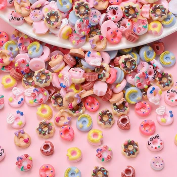 3D Gemischte Donut-Nagelcharms Zufällige Cartoon-Flaback-Donut-Nagelkunst-Dekorationen Kawaii (50 Stück)