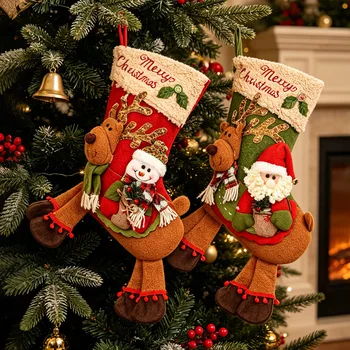Weihnachtsstrümpfe Niedliche Geschenktasche aus Plüsch mit Elch, Schneemann, Weihnachtsmann für Festliche