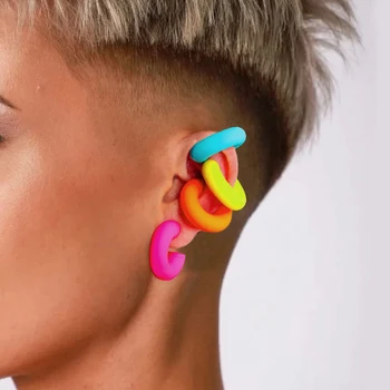 1 Paar einfache runde Kreis-Clip-Ohrringe für Frauen, C-Form, Acryl, Rot, Blau, Schwarz, Rosa, kein