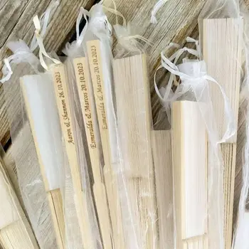 Personalisierte weiße Seidenfächer als Brautparty-Gastgeschenke, Hochzeits-Handfächer mit Geschenktüte
