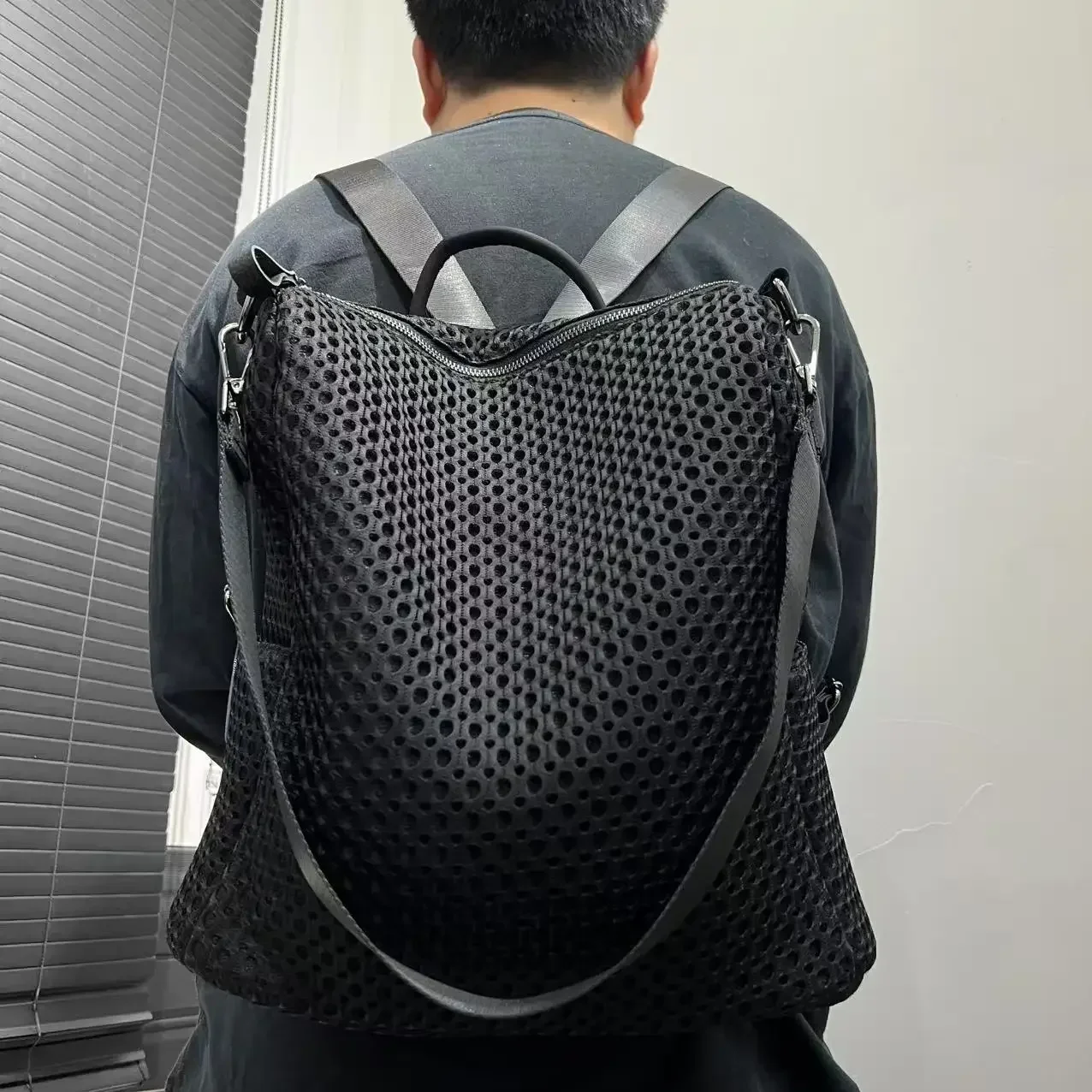 Modischer Retro-Rucksack mit Nähten und lässiger – Bild 2