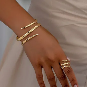 Europäisches und amerikanisches dickes Armband und Ring-Schmuckset für Frauen, goldfarben, geometrische Linie