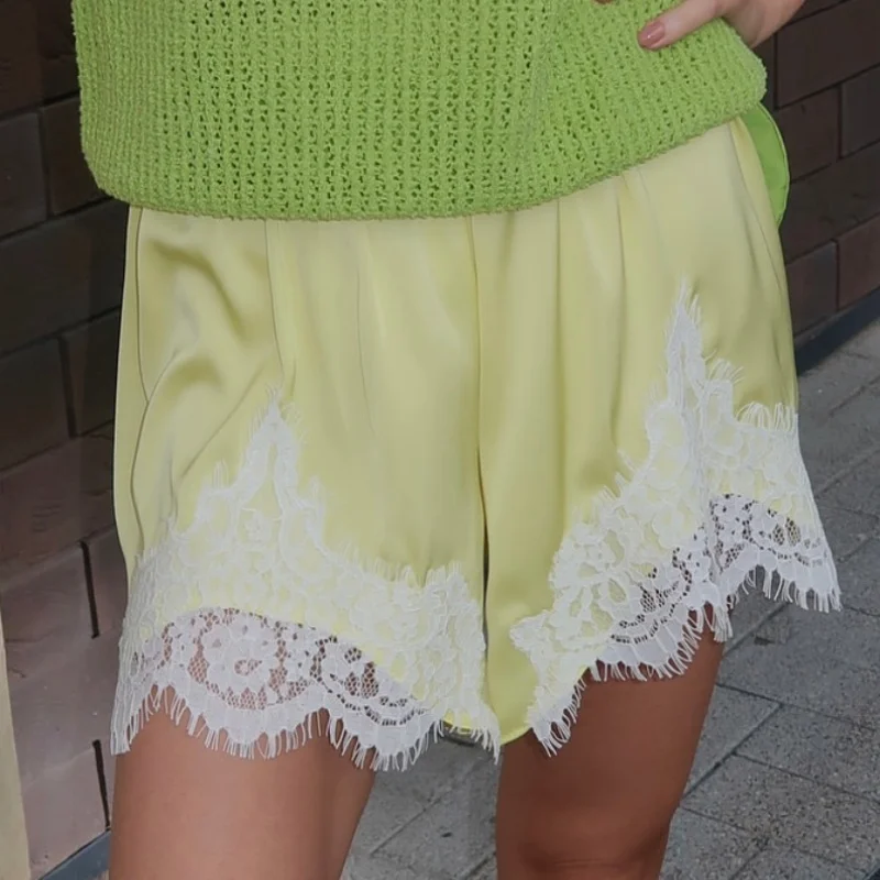Damen-Shorts aus Satin und Seide, Mini-Mikro-Shorts mit – Bild 5