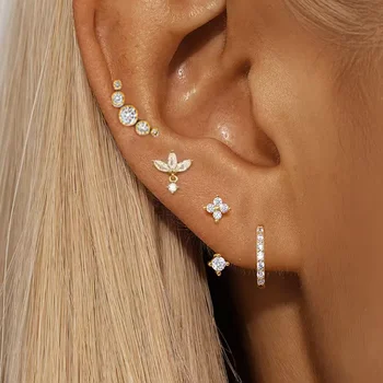 Zirkon Herz Mond Blume Kleine Hoop Ohrringe Set Für Frauen Edelstahl Huggies Anhänger Piercing (4 Stück)