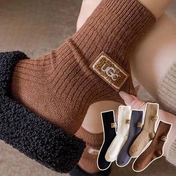 1/3 Paar dicke, warme, gepolsterte Wintersocken, einfarbig, mittlere Wadensocken, lässige, bestickte
