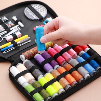 Nähset, komplettes Set mit Fäden, Nadeln, Scheren, Maßband, Knöpfen und mehr für Heimwerker-Handwerksprojekte