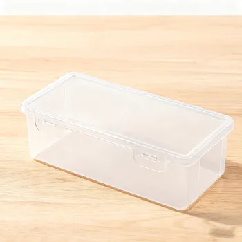 Die weiße Aufbewahrungsbox aus Kunststoff ist fest versiegelt, leicht und langlebig und ist ein