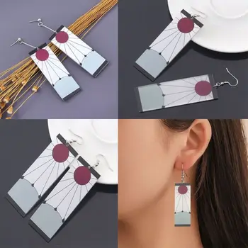 Anime-Charm-Ohrringe, Sonnen-Ohrringe, Cosplay-Persönlichkeits-Ohrringe, Wilde Ohrringe, Ohrclips