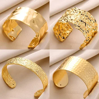 Exquisite klassische Bump Muster Öffnung Armreifen Armband für Frauen Manschette Armband Gold Farbe Edelstahl