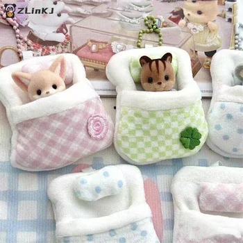 ▶ 1Pcs Nette Plüsch Vier-blättriges Kleeblatt Puppe Bett 8*6*1CM Weiche Schlafsack Mini puppe Zimmer