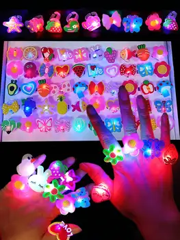 Cartoon LED Leuchtende Fingerringe Tier Blume Leuchten Fingerring Spielzeug Leuchtende Ringe Glow in The Dark
