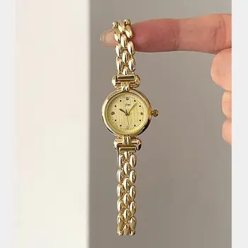 Damenuhr Vintage Simple Alloy Armband kompakt und exquisit Vielseitige Damen-Quarzuhr