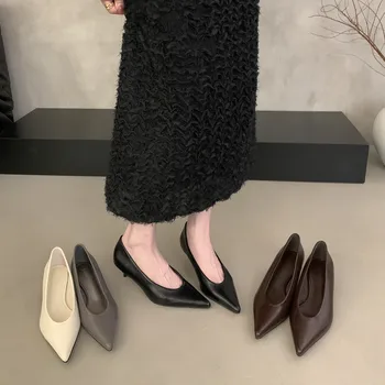 Bailamos Marke Damenpumps Elegante Dünne Hohe Absätze Modische Spitze Flache Slip-On Bootsschuhe