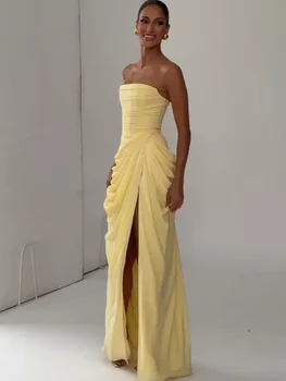 Elegantes Gelbes Trägerloses Plissiertes Kleid für Damen, Schickes Ärmelloses Tailliertes Maxikleid